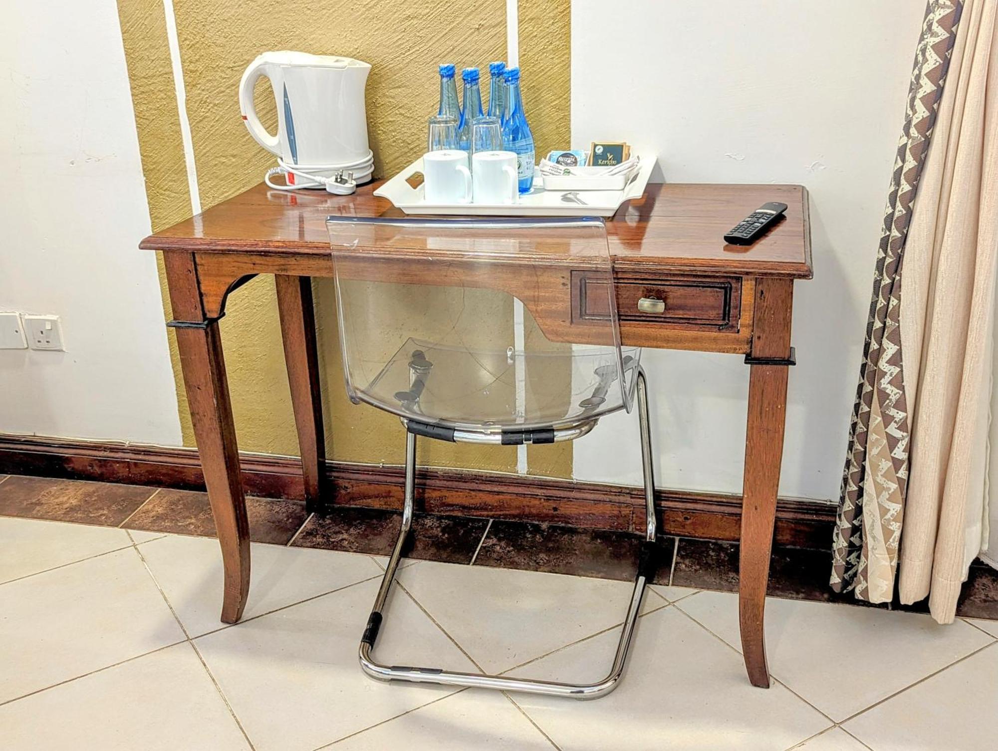 Melili Hotel Nairobi Bagian luar foto