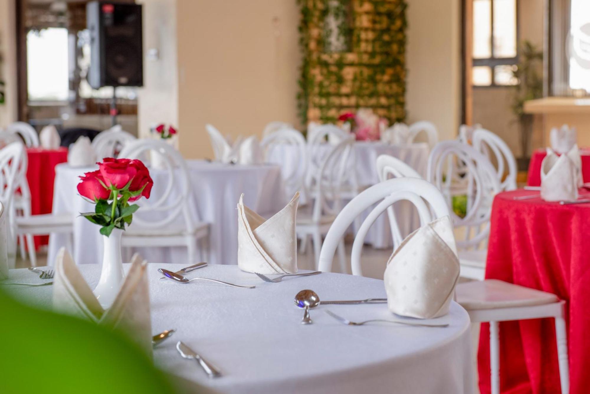 Melili Hotel Nairobi Bagian luar foto